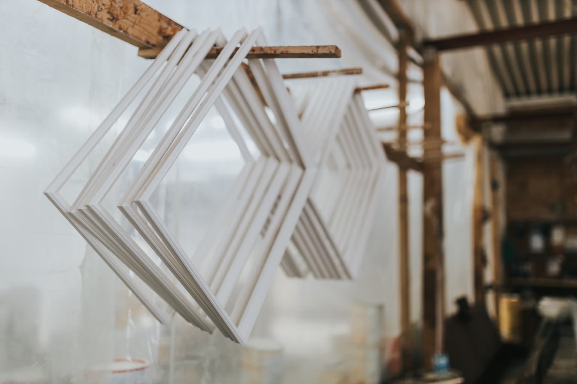 Ramy okienne w hali produkcyjnej LUPOL